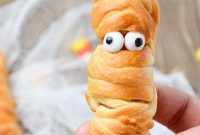 Crispy Mummy Hot Dogs for Halloween – Air Fryer & Oven Guide