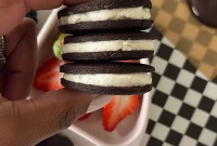Homemade Oreo-Style Cookies: Classic Recipe for Chocolate Sandwich Cookies