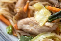 Homestyle Chicken Chow Mein: Quick Takeout-Style Recipe