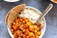 Chana Aloo: Flavorful Chickpea and Potato Curry Recipe