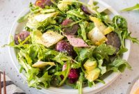Grape, Avocado & Arugula Salad with Lemon Vinaigrette