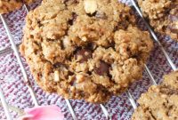 Chewy Vegan Oatmeal Chocolate Chip Cookies Recipe