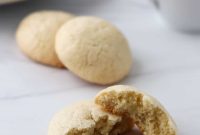 Gluten-Free Almond Macaroons Recipe: Crisp Outside, Chewy Inside