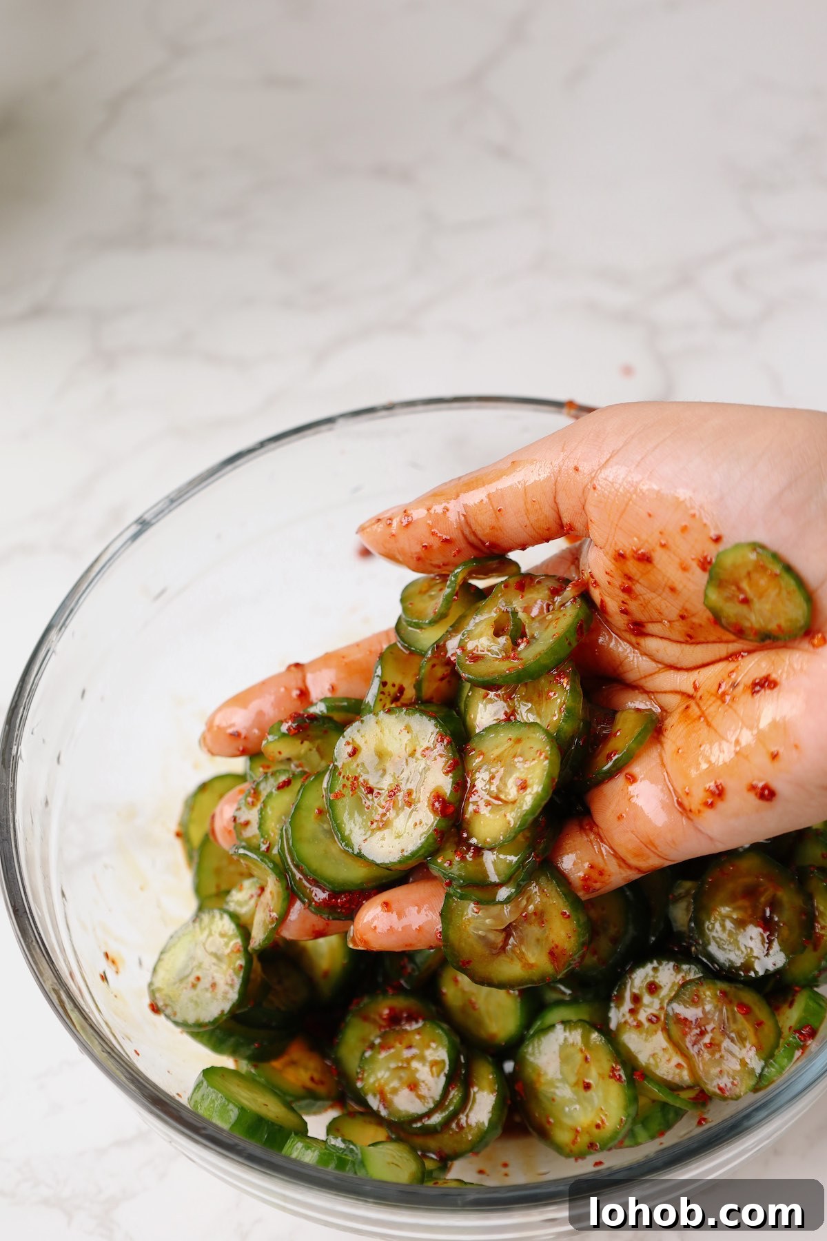 Korean Cucumber Salad (Oi Muchim) Recipe for Bold, Crunchy Flavor 6 Step three: mix the sauce and cucumbers.