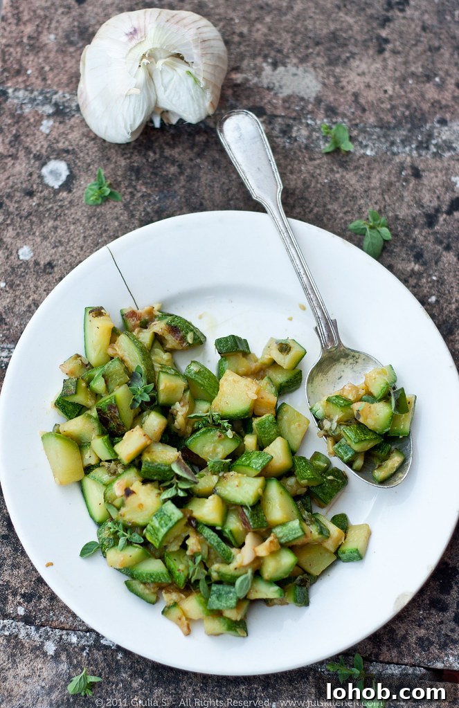 Tuscan Summer Zucchini with Fresh Garlic and Oregano 2 img 1729 1
