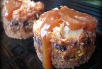 Mini Pumpkin Spice Magic Bars: Bite-Sized Fall Dessert Bars