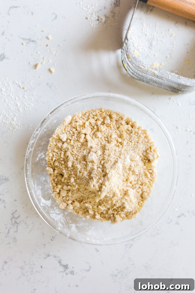 Strawberry Rhubarb Coffee Cake Recipe with Crumb Topping 9 Coffee cake crumble top
