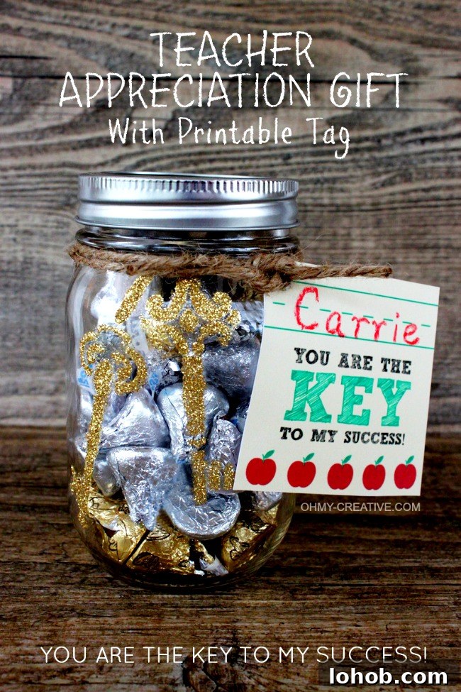 Teacher appreciation tag 'You are the key to my success'.