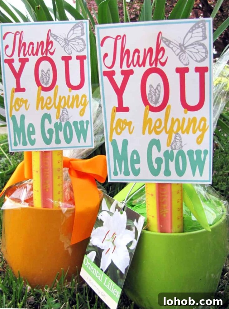 Teacher appreciation printable 'Thank You For Helping Me Grow'.
