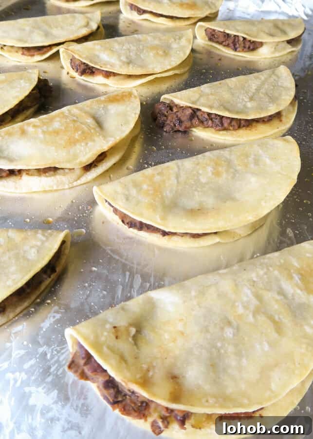 Crispy Baked Black Bean Tacos – Vegan Gluten-Free Recipe 5 img 2345 4