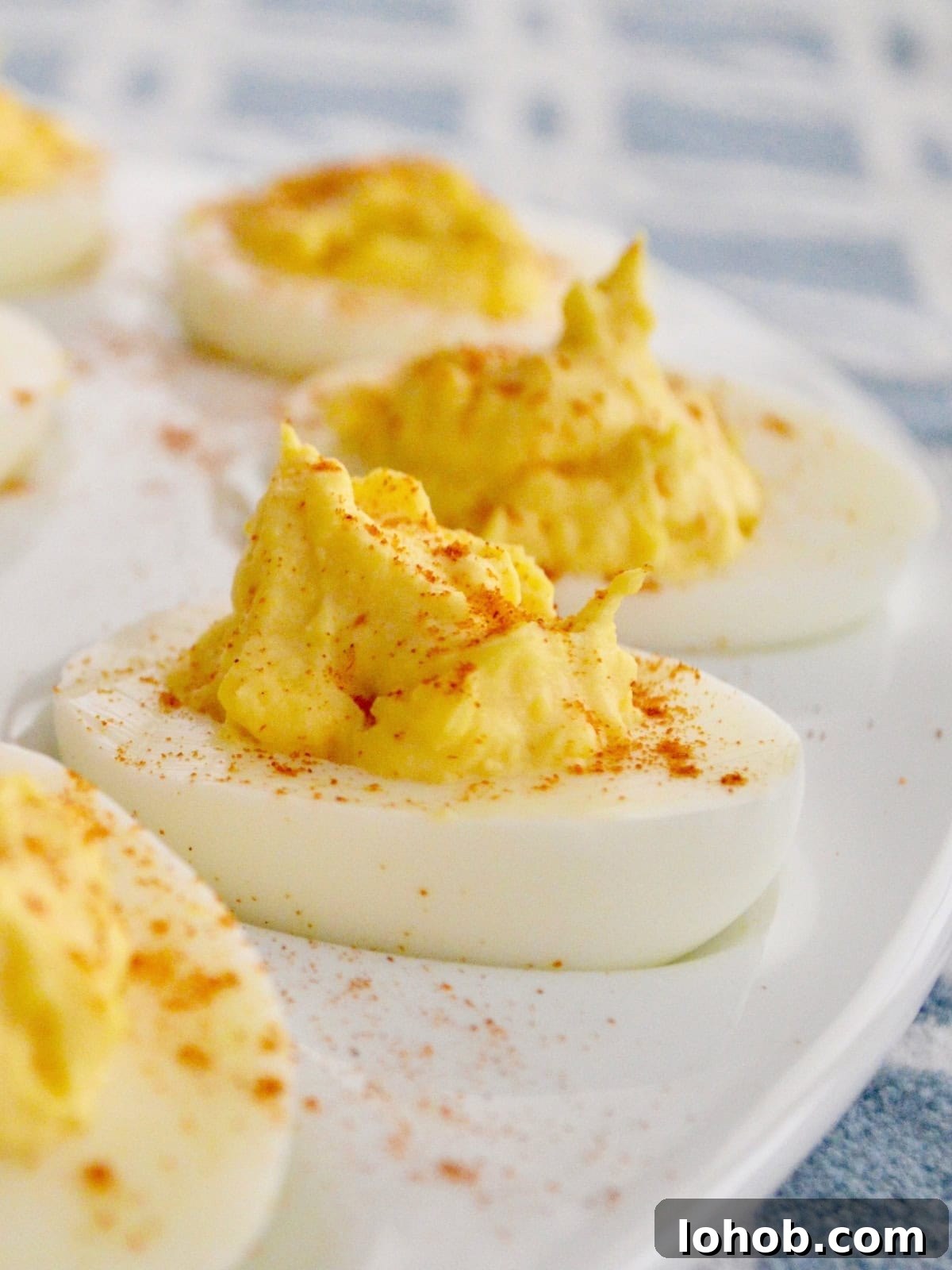 Deviled eggs for a make ahead easter brunch menu. 