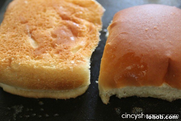 Philly Cheesesteak Sliders Recipe: Mini Steak Sandwiches Tutorial 7 Philly-Cheese-steak-sliders