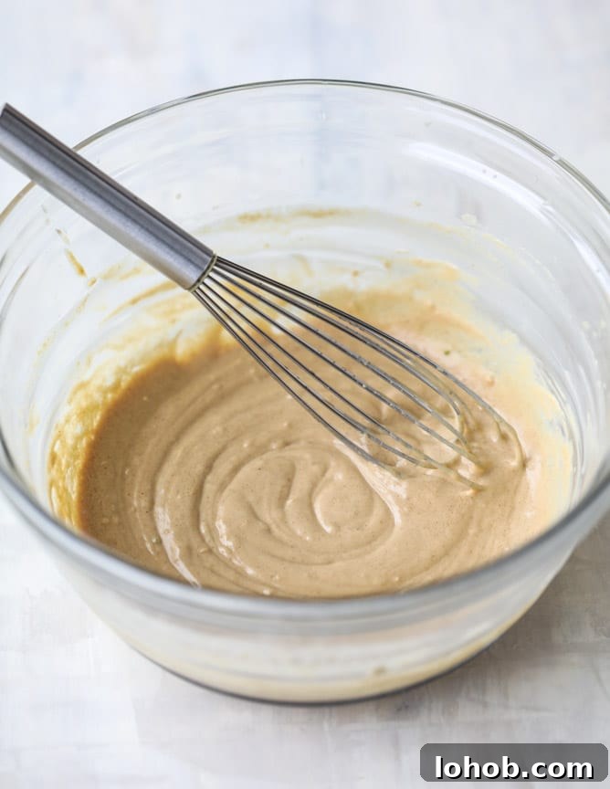 chicken avocado salad with peanut dressing I howsweeteats.com