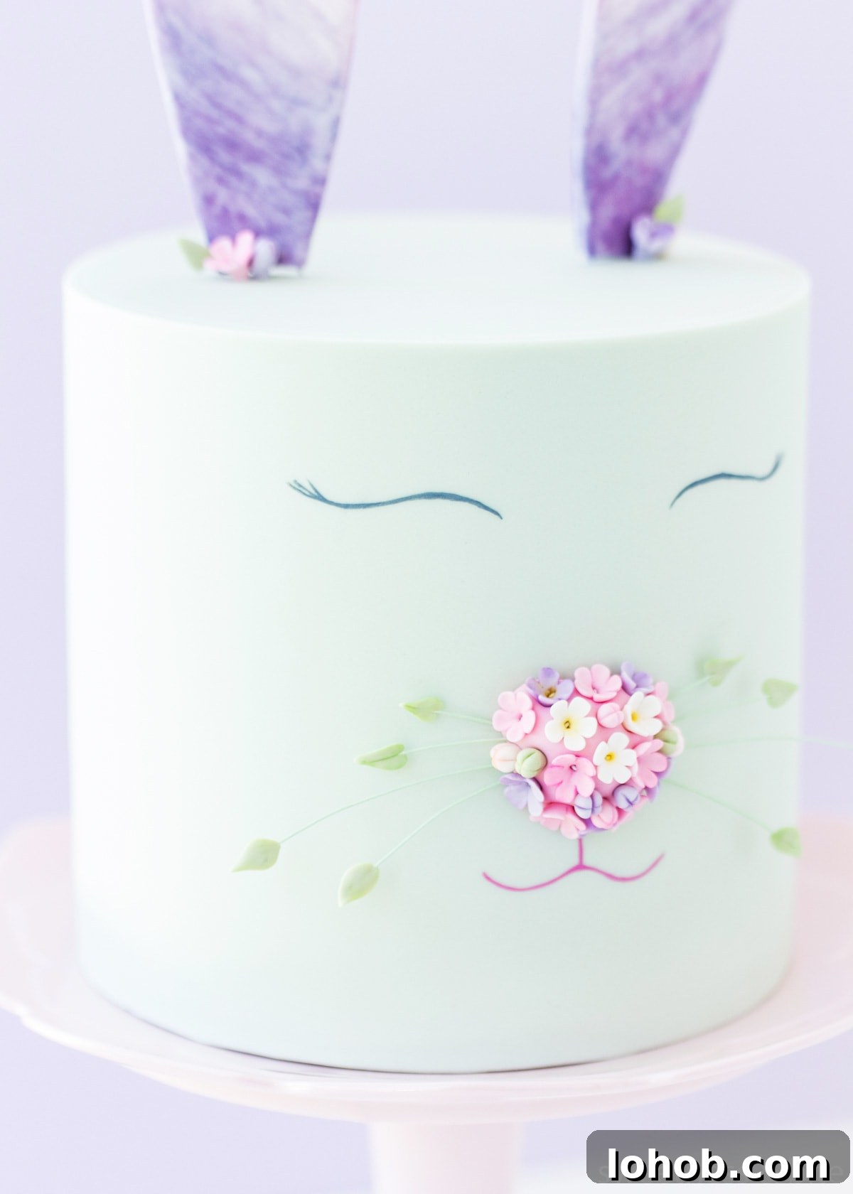 How to Adhere Fondant to Fondant: Guide to Edible Glue 9 img 6243 8