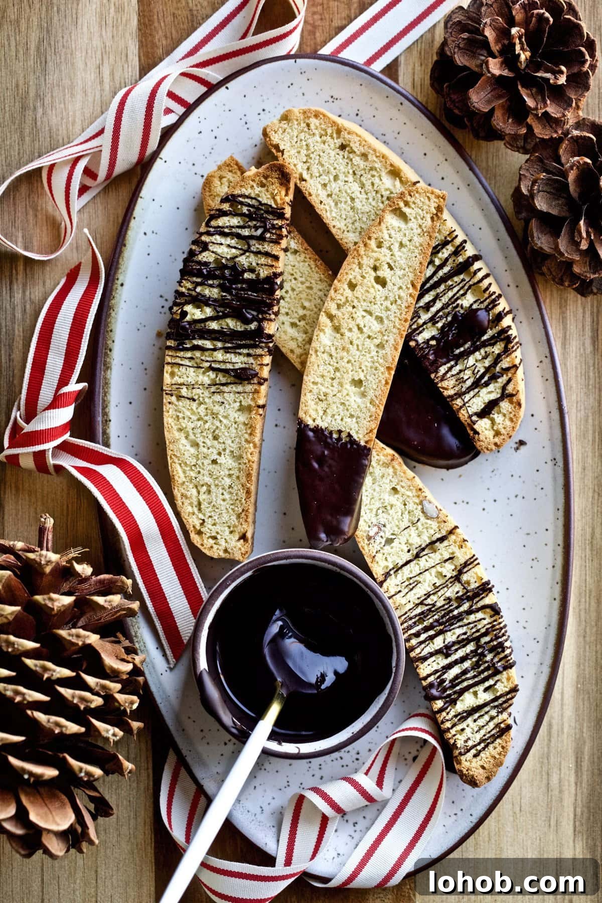Italian biscotti recipe featured for Italian Christmas foods round up post.