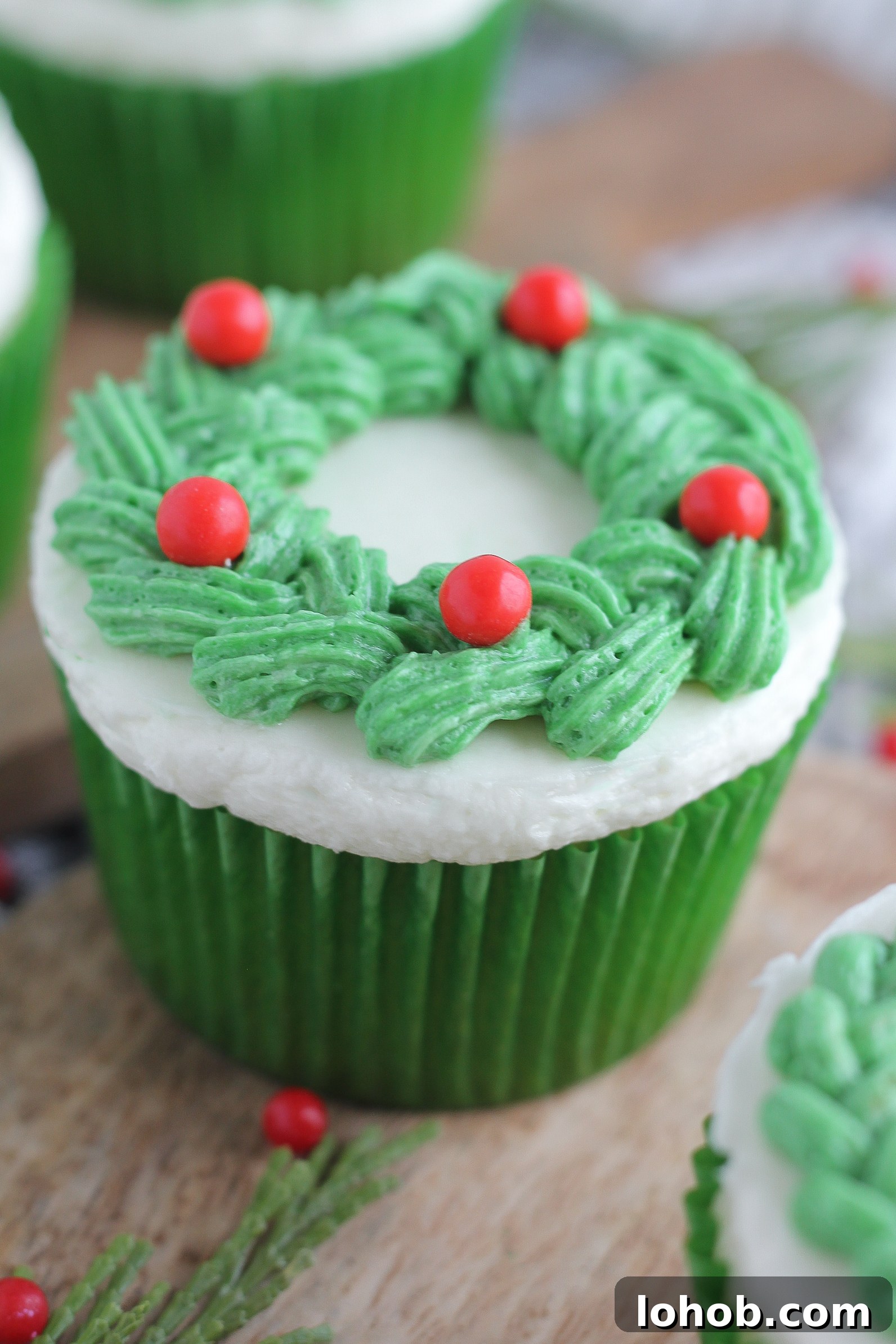 Close-up wreath cupcake