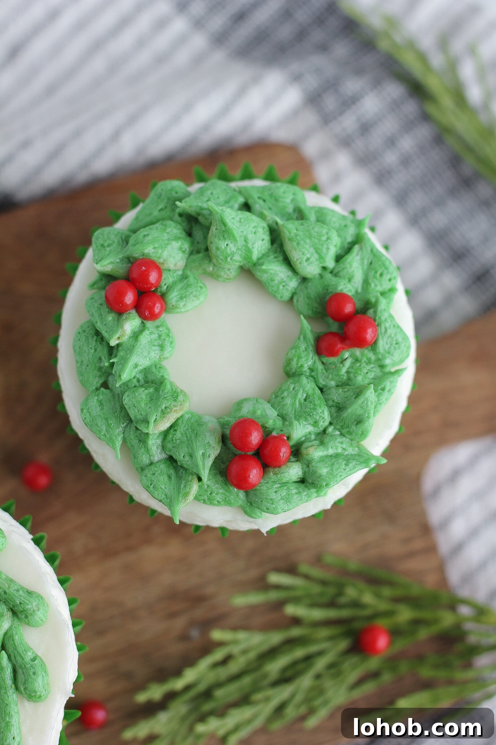 Minimal wreath