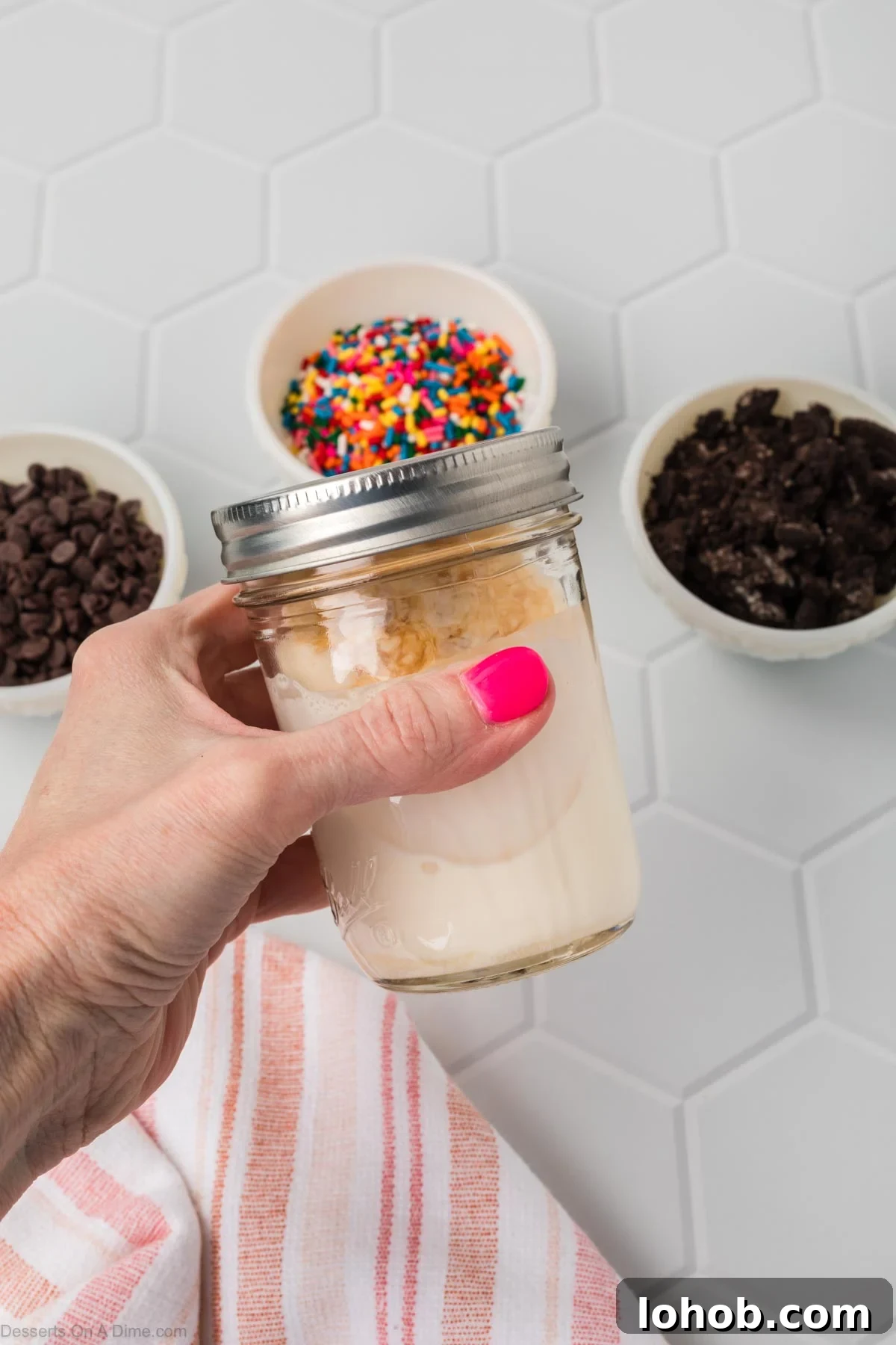 No-Churn Mason Jar Ice Cream Recipe 6 Mason jar with lid on ready to shake.